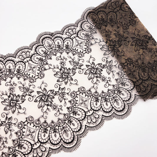 Embroidery lace 22cm, black