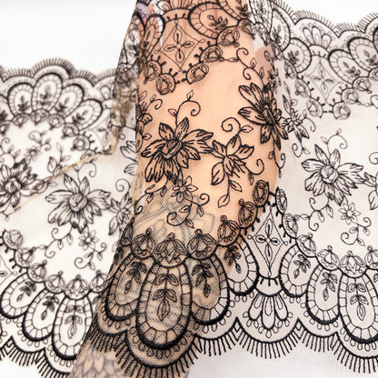 Embroidery lace 22cm, black