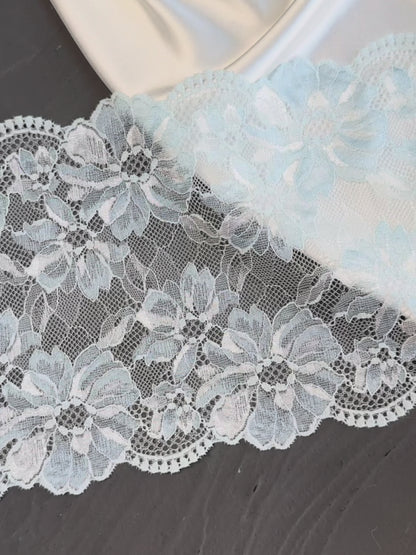 Elastic lace 17cm, light blue