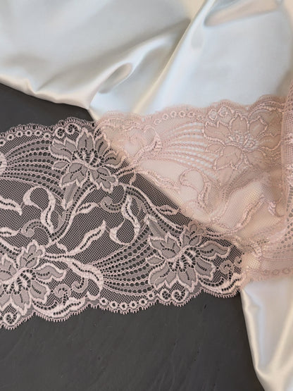 Elastic lace 17cm, silver peony (168)