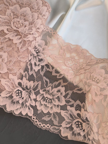 Elastic lace 21cm, silver peony (168)